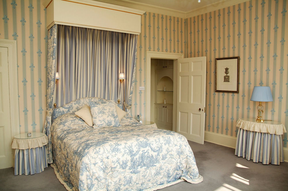 Pbc - Perriford House Hotel Кидерминстър Екстериор снимка